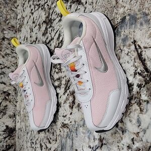 Nike Women's Sneakers - Pink and White